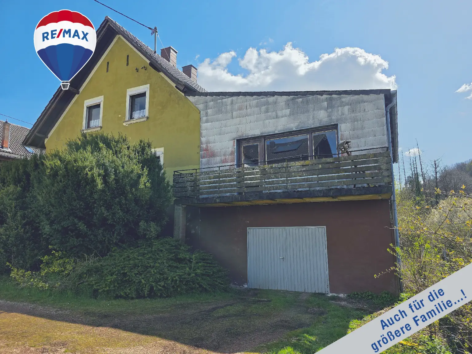 Charmantes Zuhause mit Geschichte und großem Gartenparadies...!