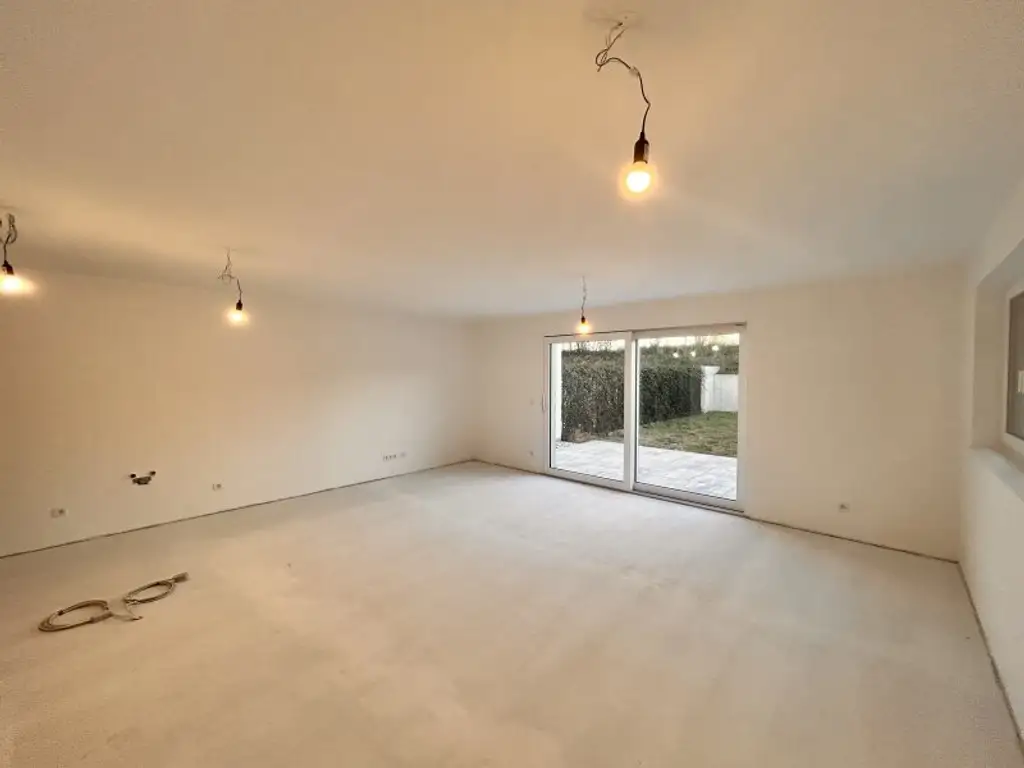 Alleineigentum ! Wohnen am See in einer Oase der Ruhe - mit 155 m2 Wohnfläche auf 2 Etagen zum Familienglück