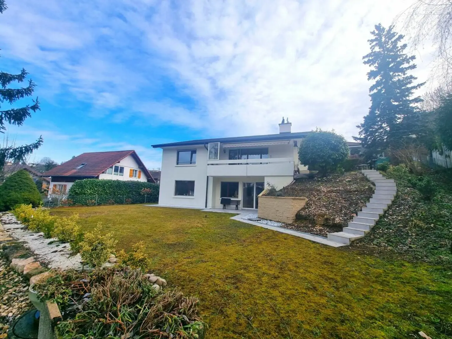 Einfamilienhaus im Bungalow Style an bester Lage