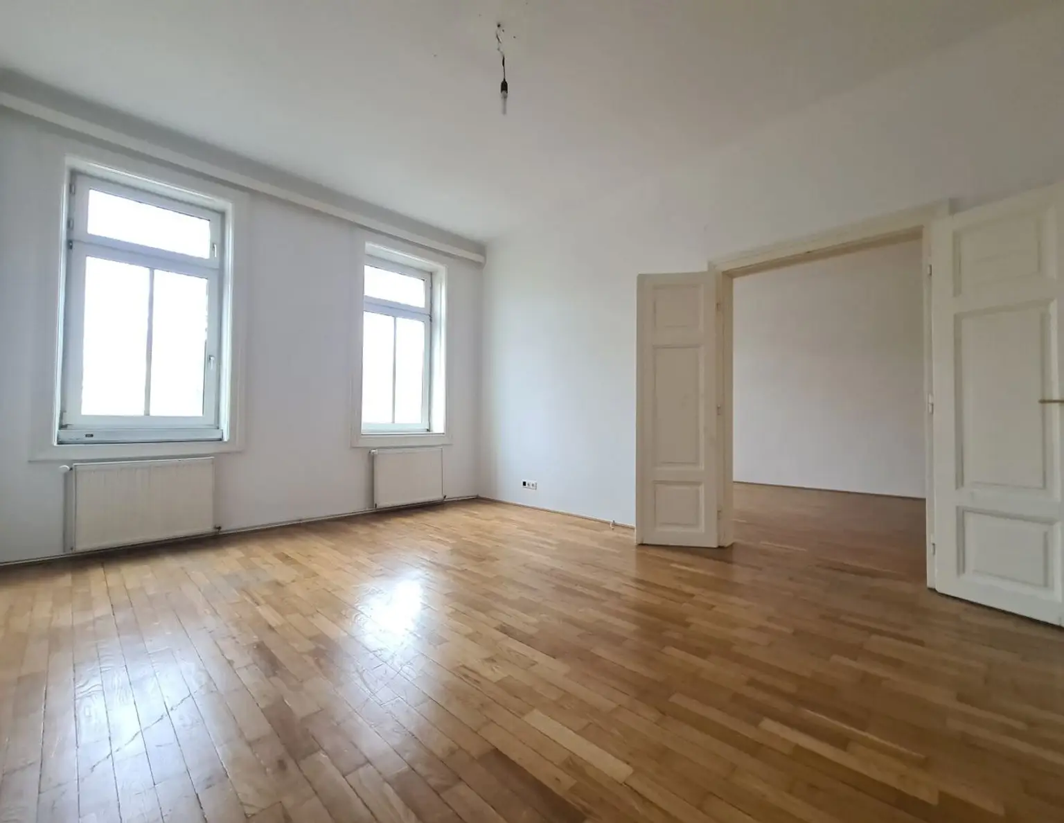 Altbau | Wohnen-Praxis-Büro | U4 Ober St. Veit