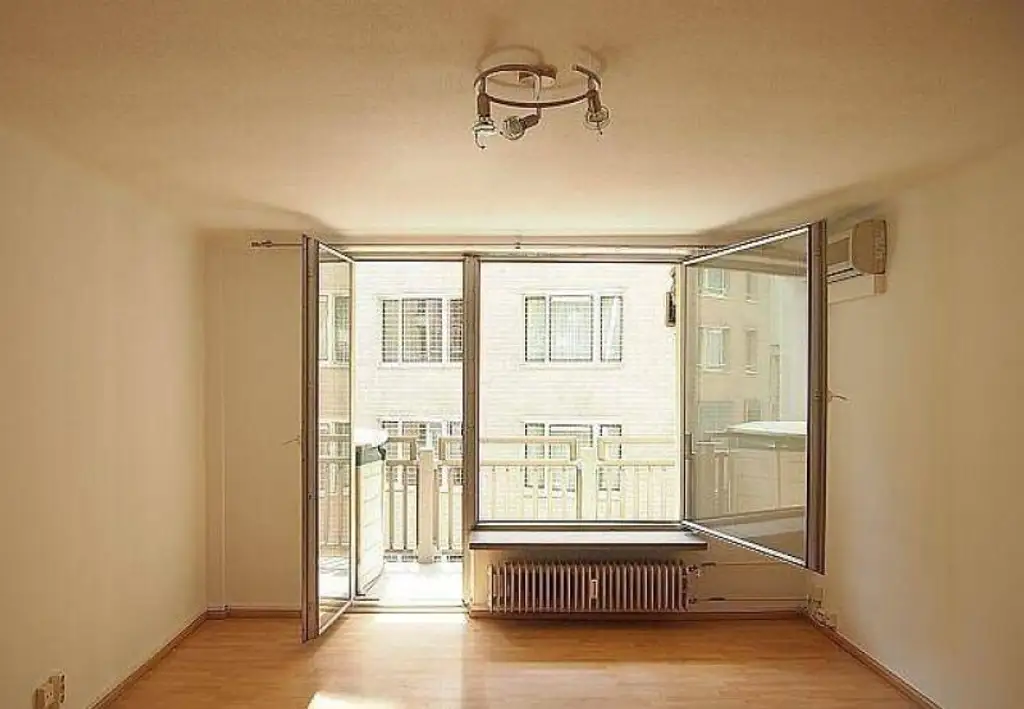 Tolle Loggia-Wohnung im Zentrum von Wien !