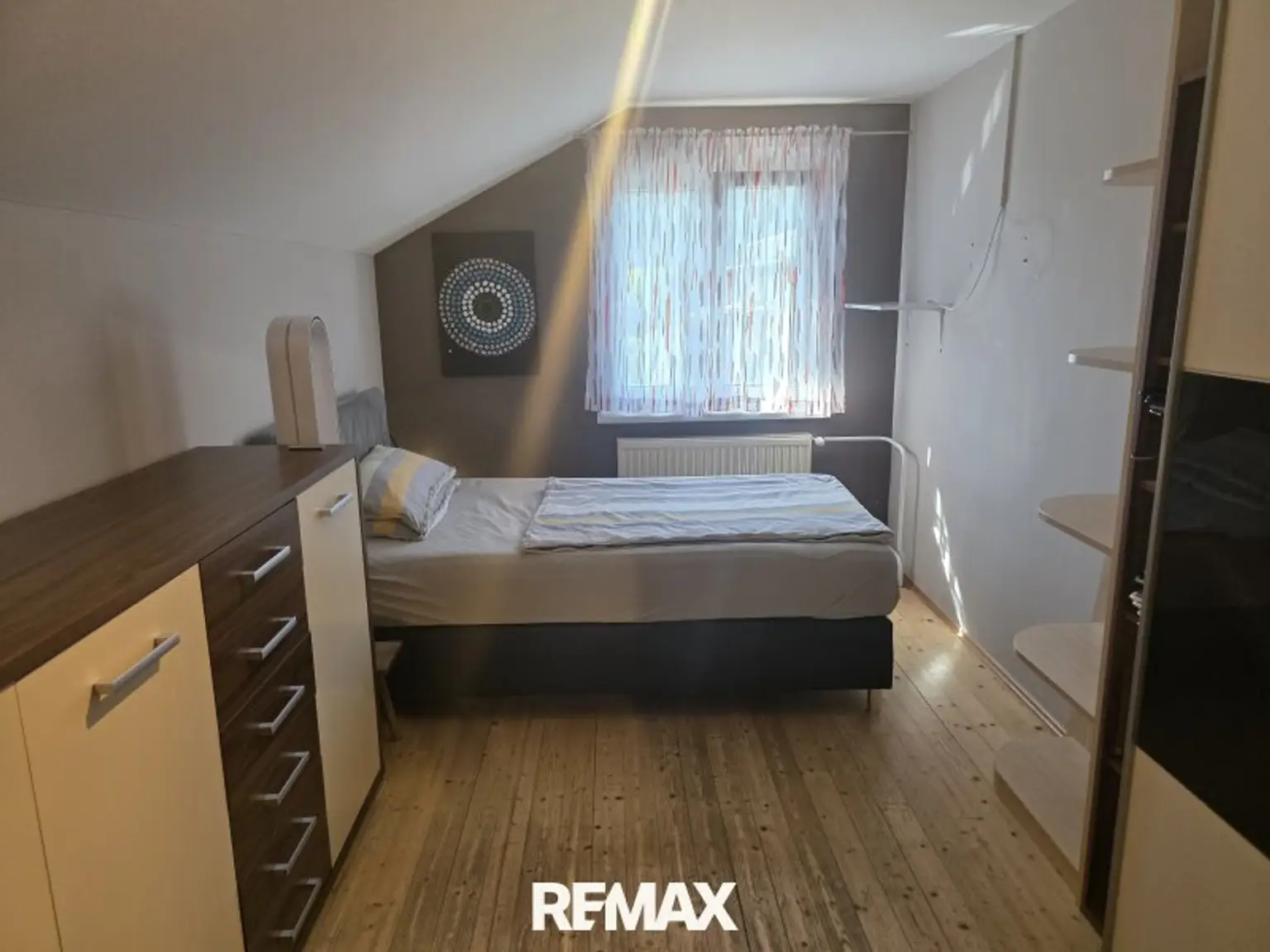 Zimmer 1 DG