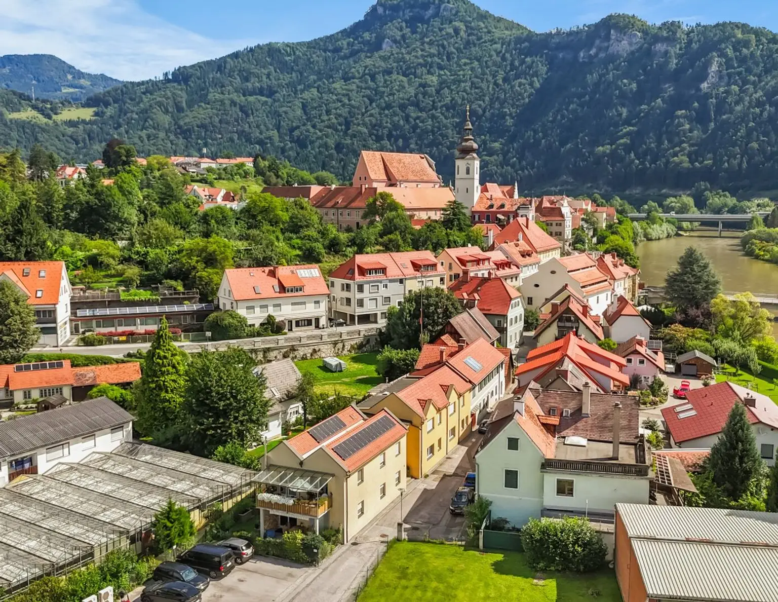 Wohnungspaket mit 3 Anlegerwohnungen in einem Zinshaus im Zentrum von Frohnleiten