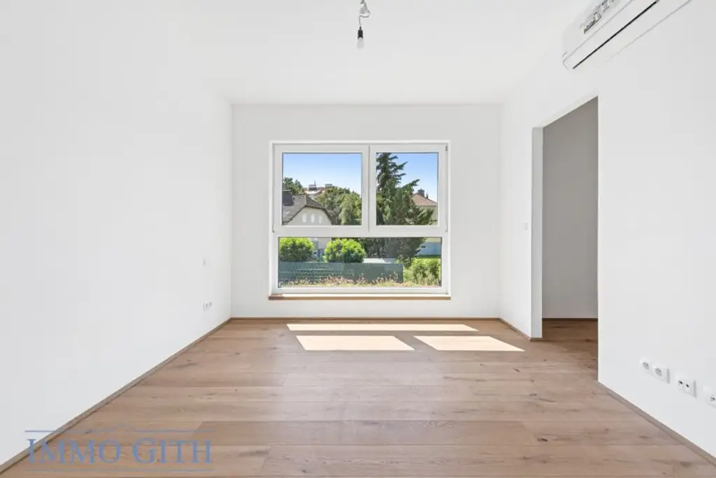 EXKLUSIVES TOWNHOUSE MIT GARTEN, PV-ANLAGE & DESIGNAUSSTATTUNG ZU KAUFEN – WIEN DIREKT VOR DER TÜR