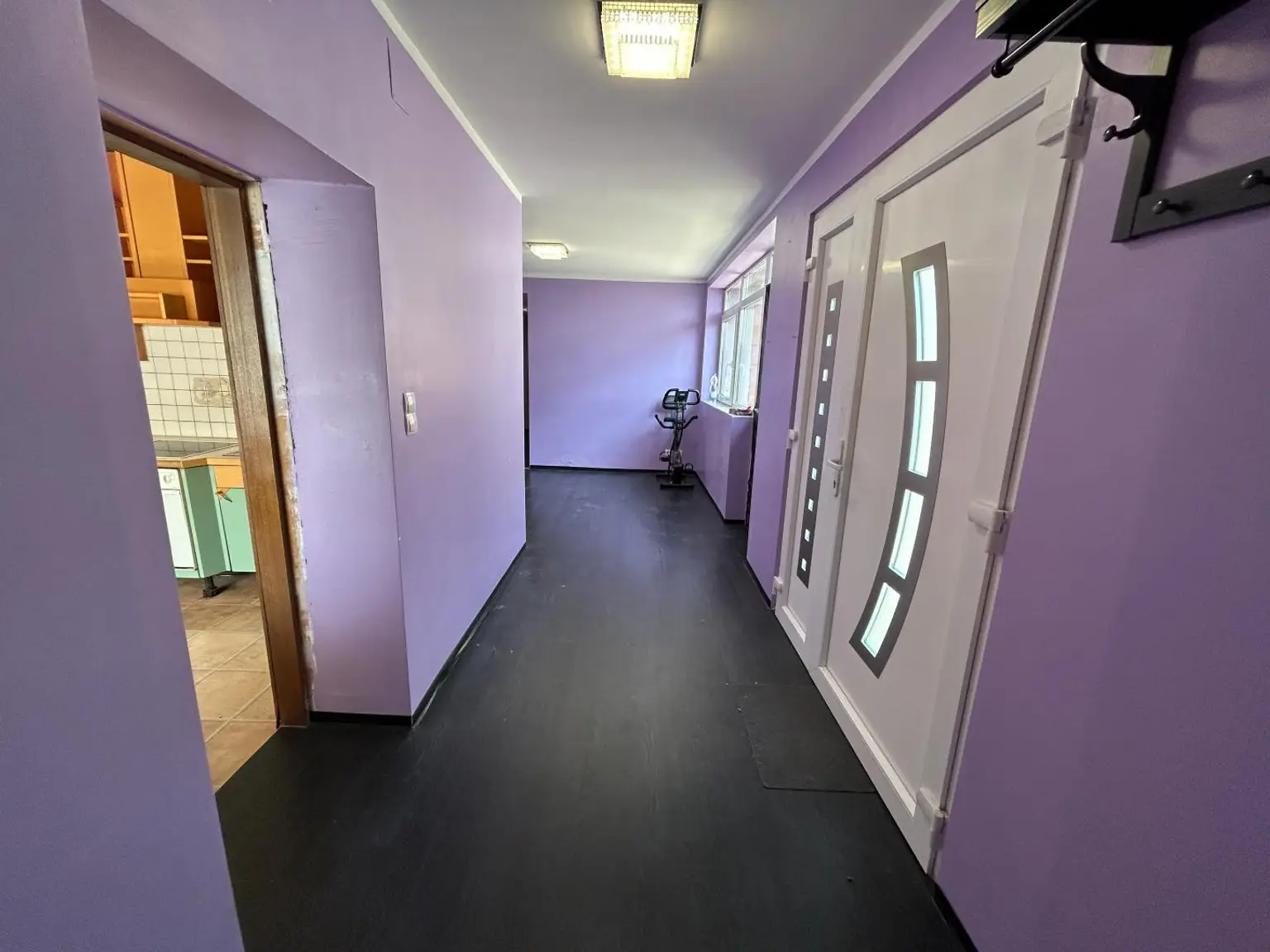Einfamilienhaus mit großzügiger Halle und viel Potenzial in ruhiger Lage