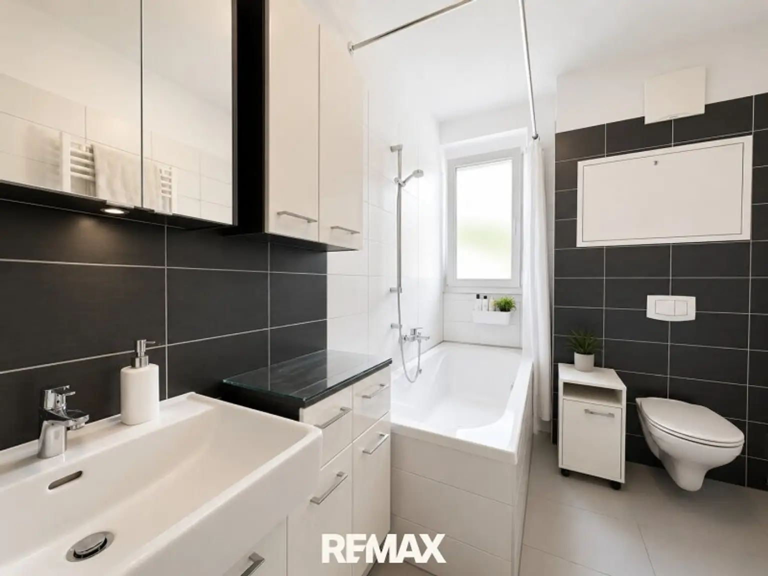 ***Exklusives Wohnen mit großer Terrasse – modern, großzügig und in Topzustand***