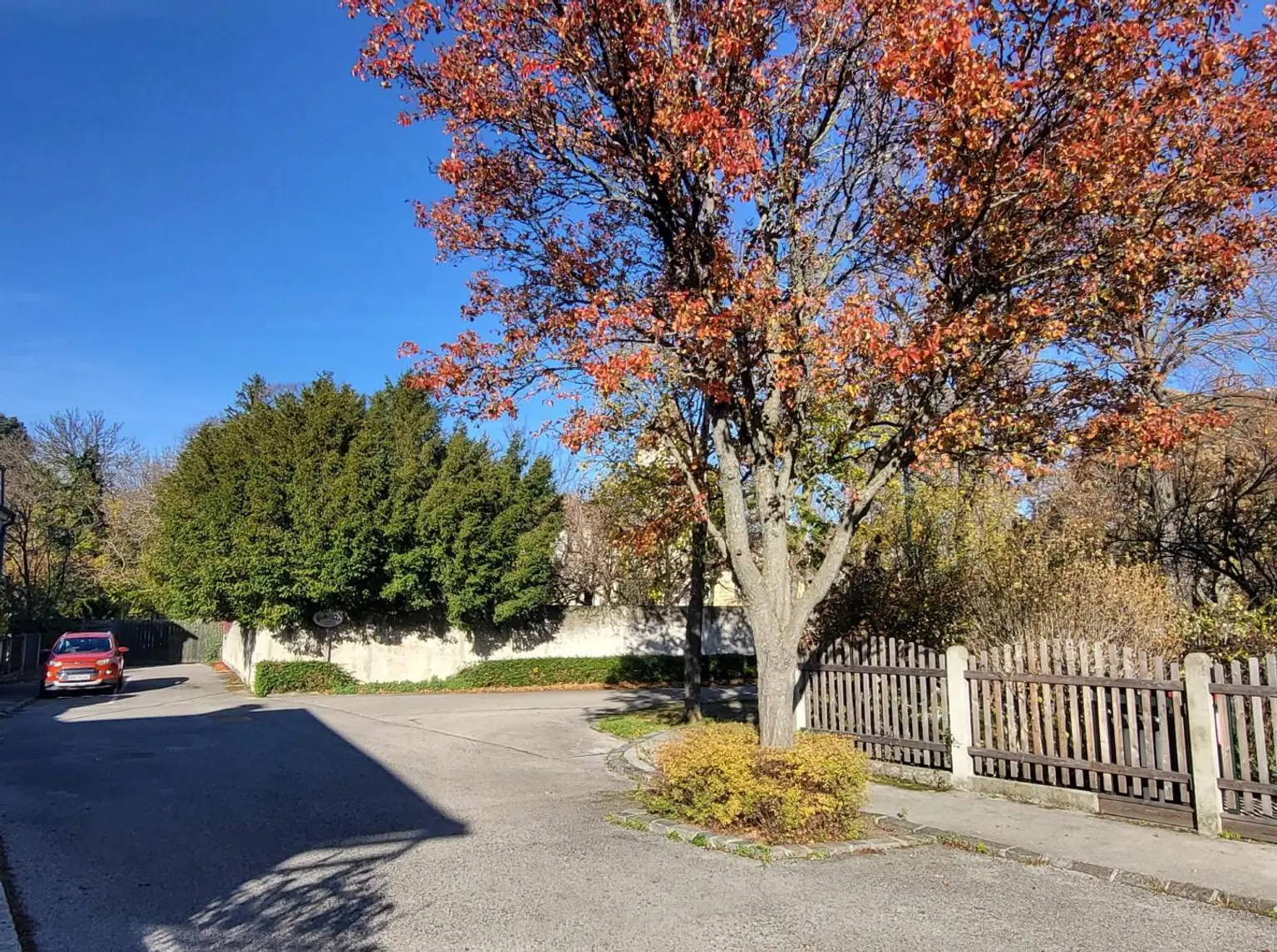 KLEINES JAHRHUNDERTWENDEHAUS IN VERKEHRSBERUHIGTER LAGE IN BADEN