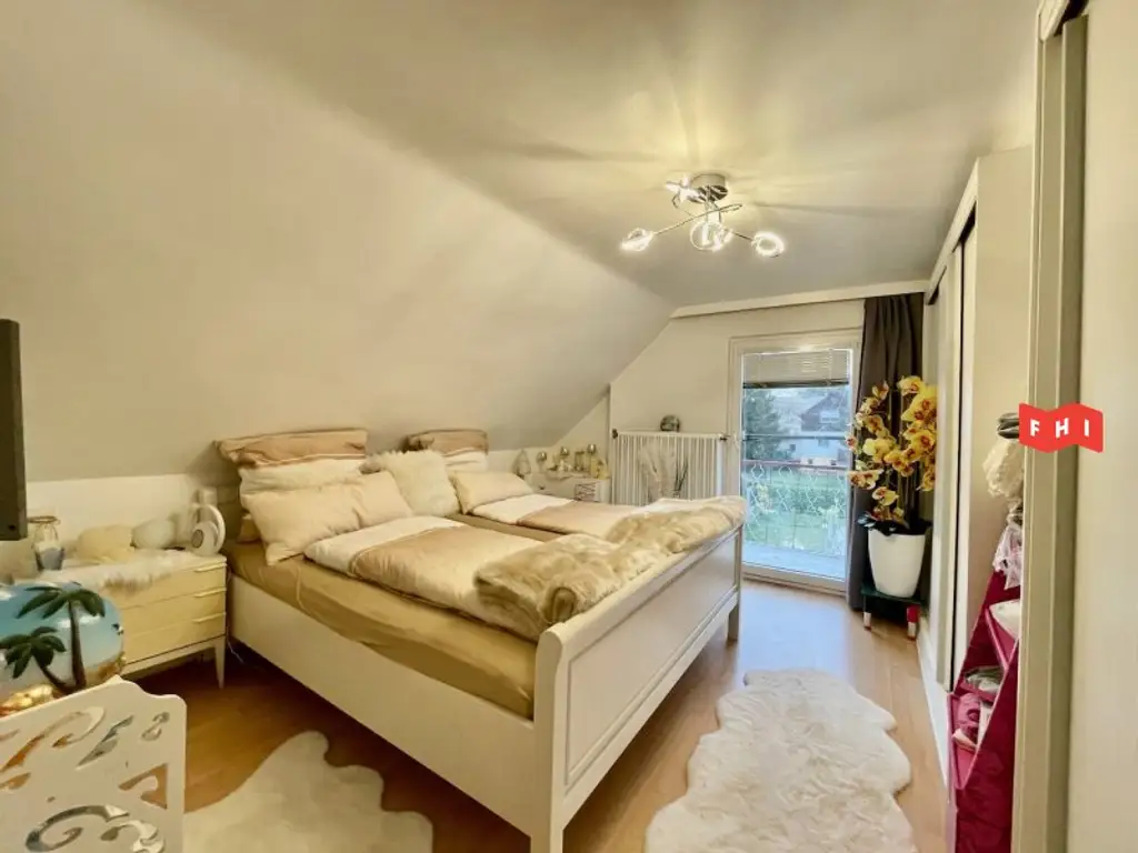 Erweiterbares 4 Zimmer Einfamilienhaus mit Garage, Pool & Gartenhaus