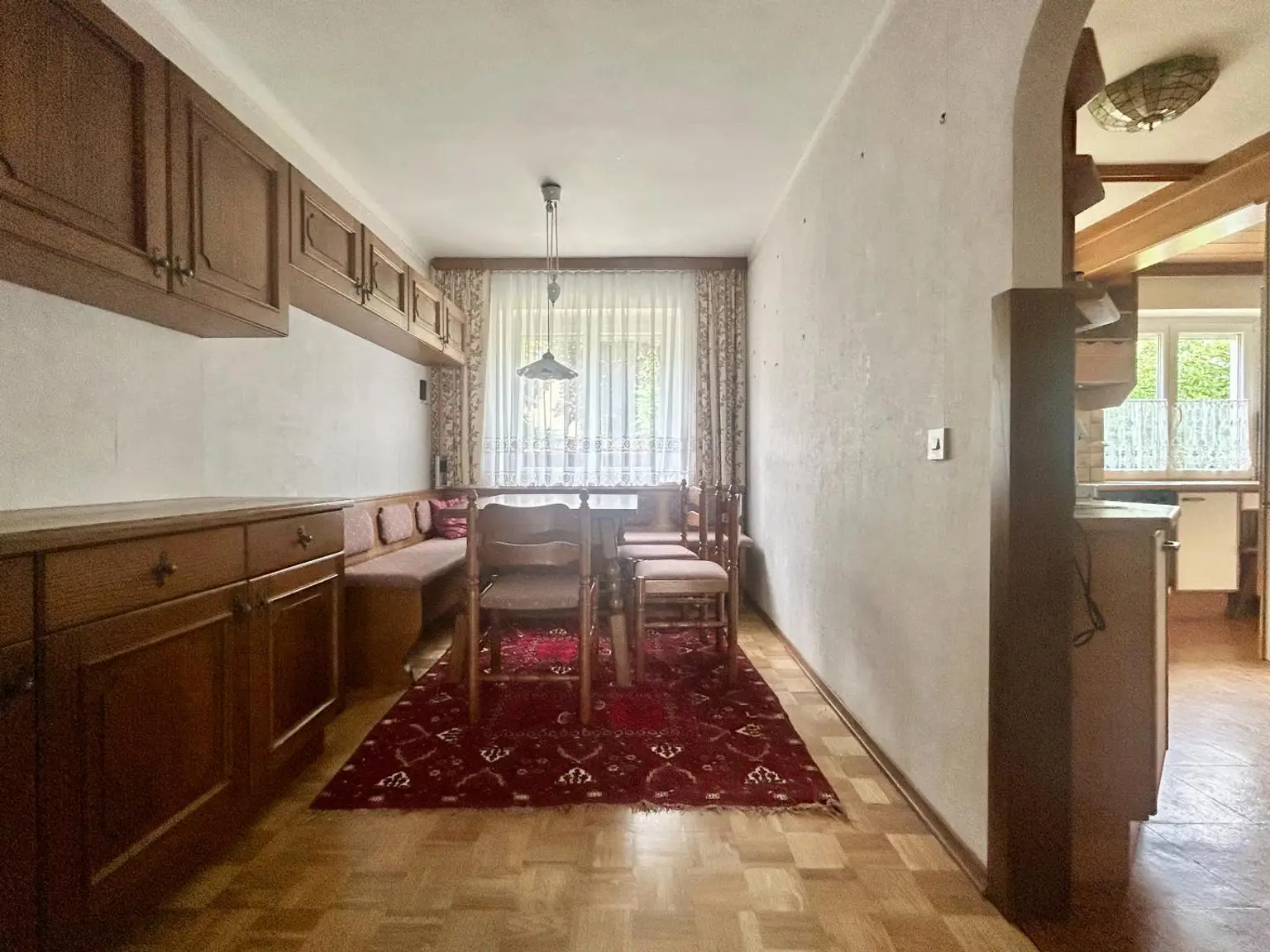 Großzügige Doppelhaushälfte inkl. Garage und sonnigem Gartenbereich