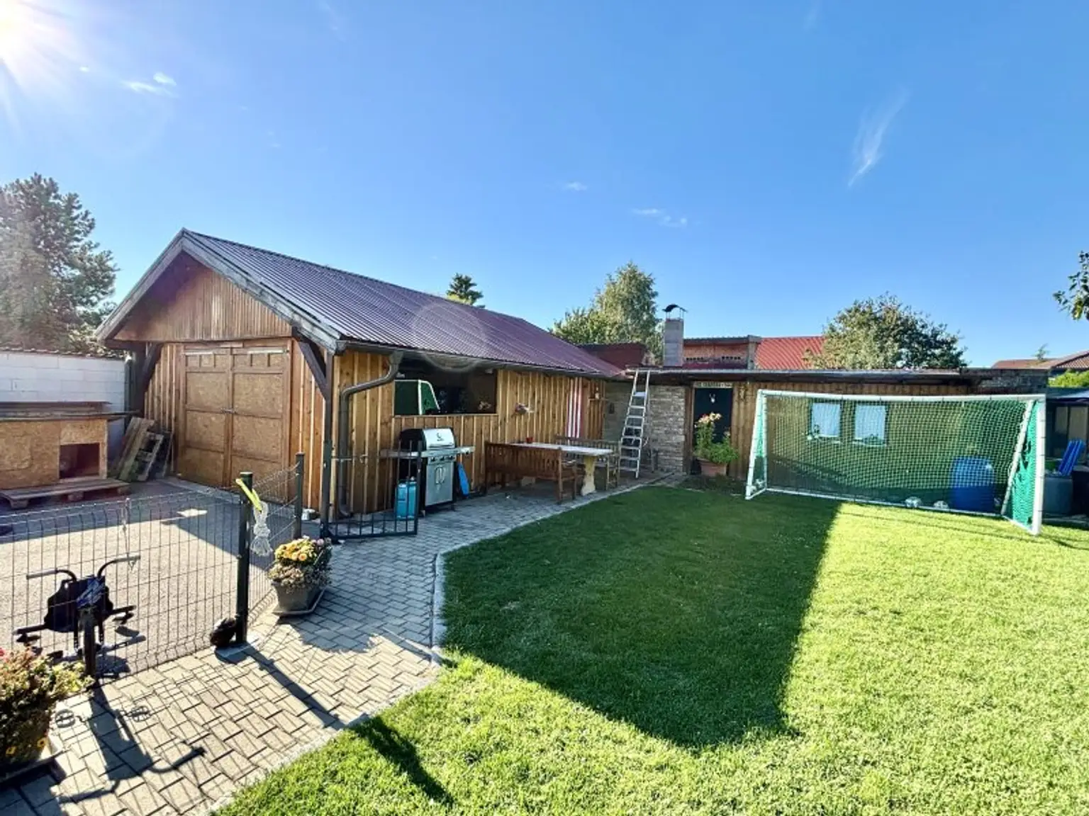 2-Familienhaus / Generationenhaus in zentraler Lage in Parndorf