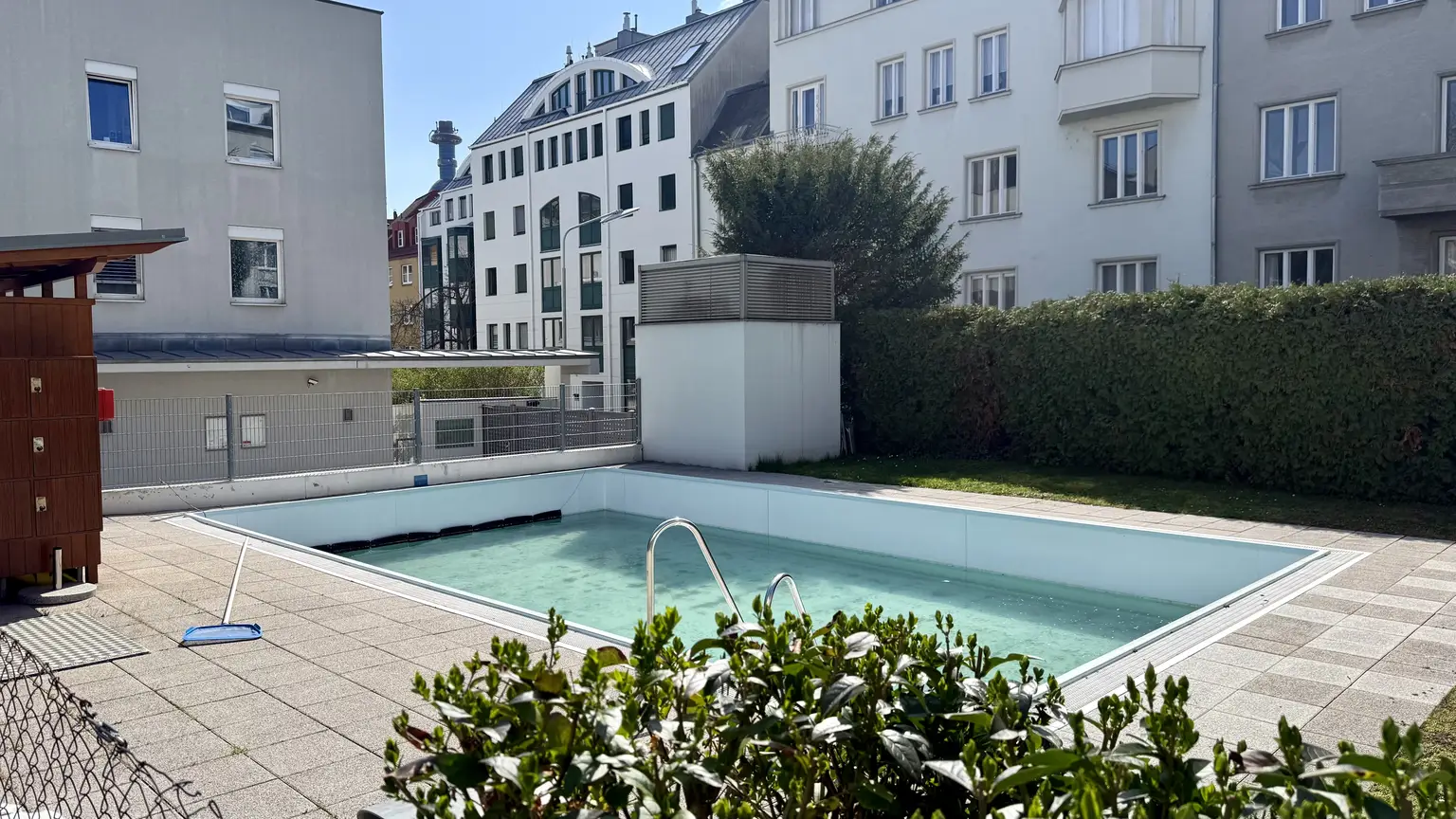 Döblinger Hauptstraße I Gartenwohnung mit Garage und Pool