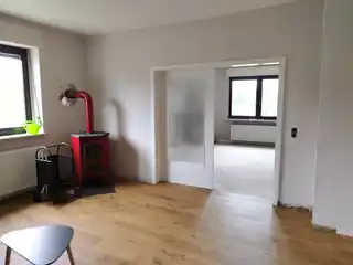 Verbindungstür zw. Zimmer 1 + 2 (OG)
