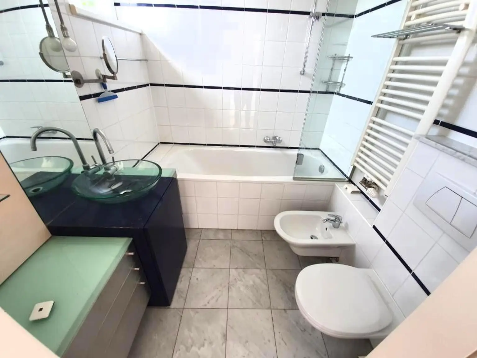 Badezimmer (WC Nr 2)