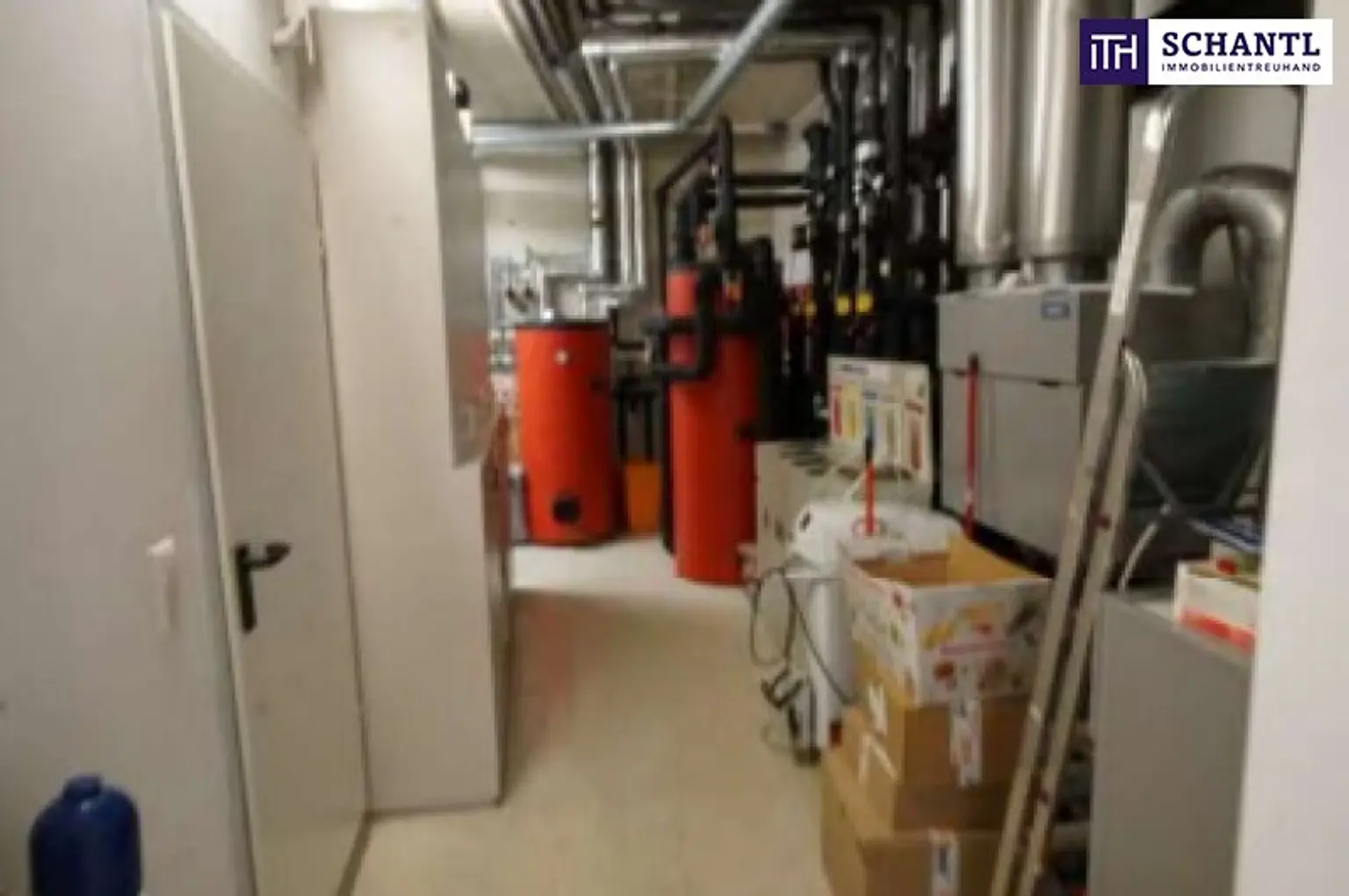 TOP Anlageobjekt in Feldkirchen bei Graz! Modernes Wohn- und Ordinationshaus mit Zahnarztpraxis im Erdgeschoss und großzügiger Mietwohnung im Obergeschoss!