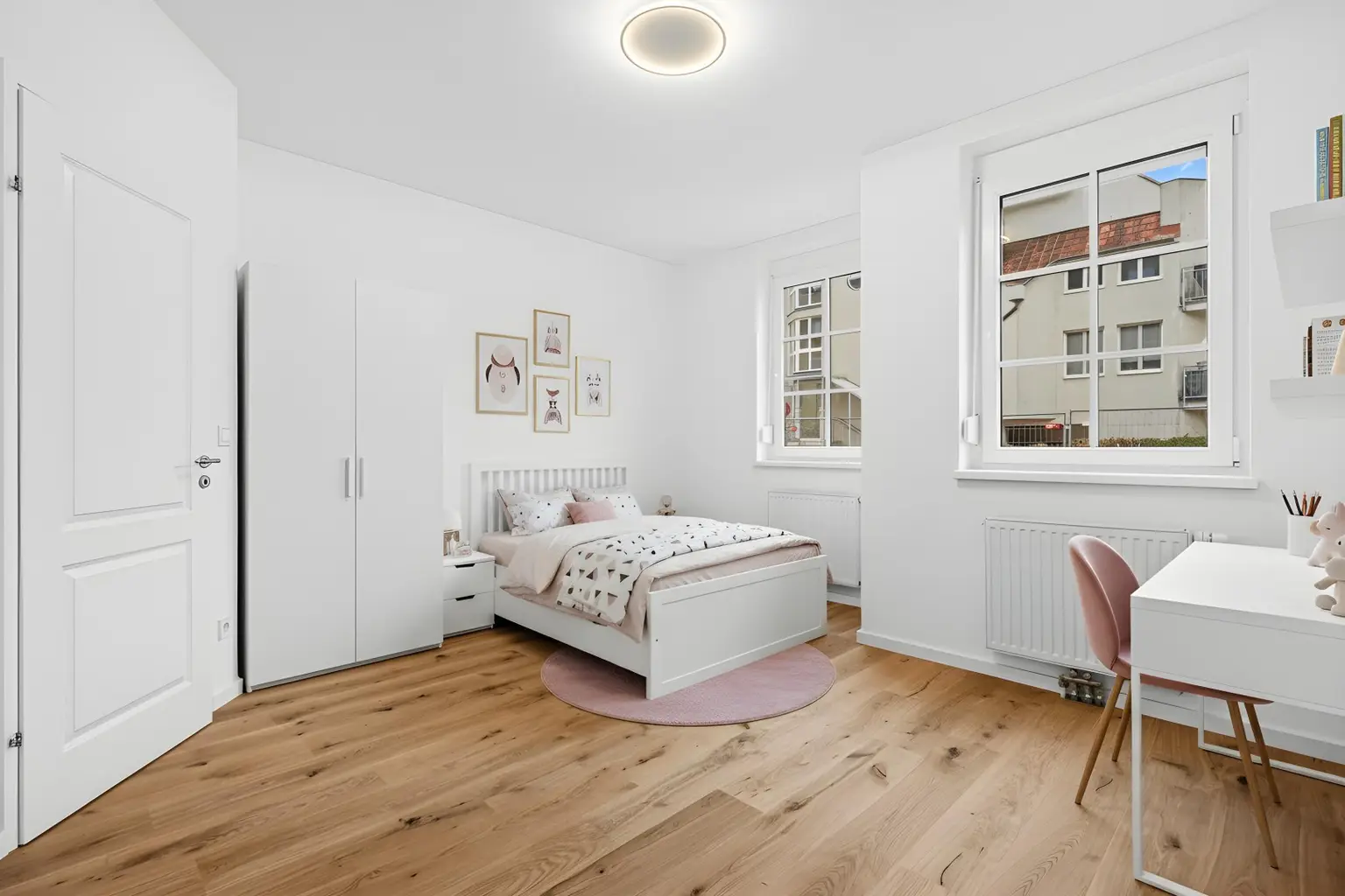 "Helle, Top-renovierte Eigentumswohnung mit Balkon & Garagenplatz – ruhig wohnen, zentral leben"