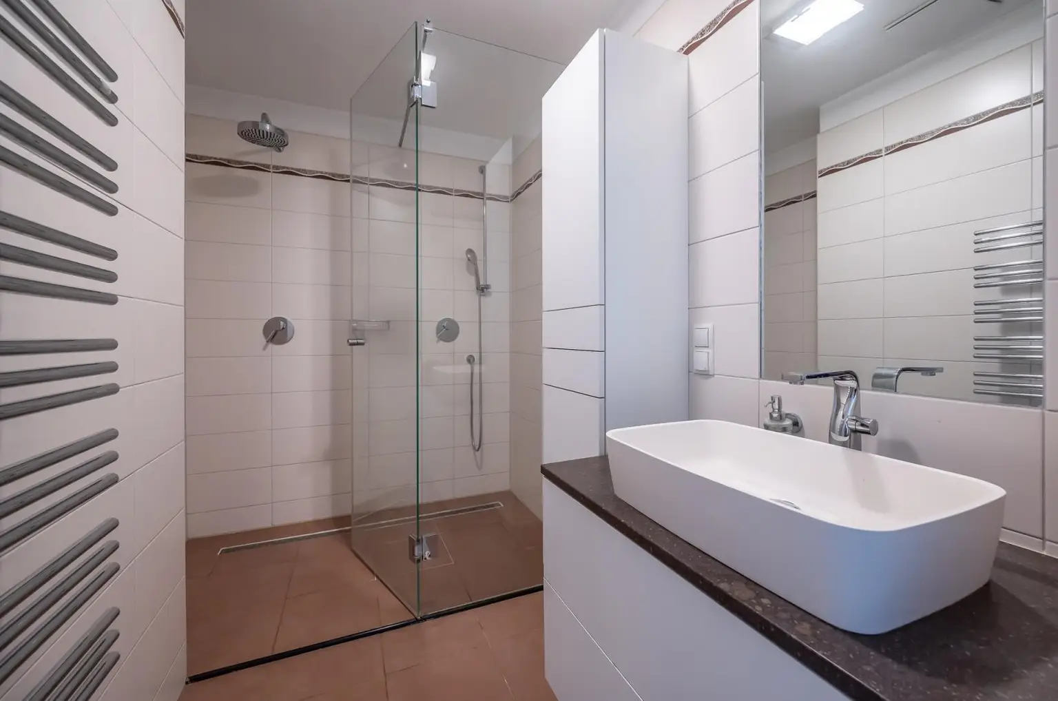 Seltene Gelegenheit in Döbling! Zentrales Luxus-Penthouse mit vier Dachterrassen und Pool
