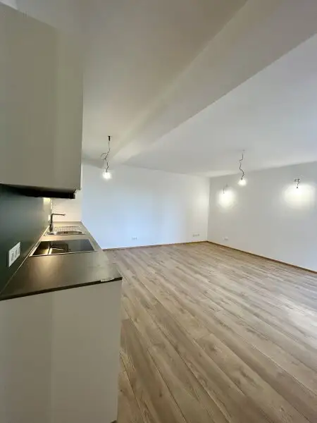 Erstbezug Dachgeschoßwohnung mit Balkon in Klosterneuburg – Ihr neues Zuhause!