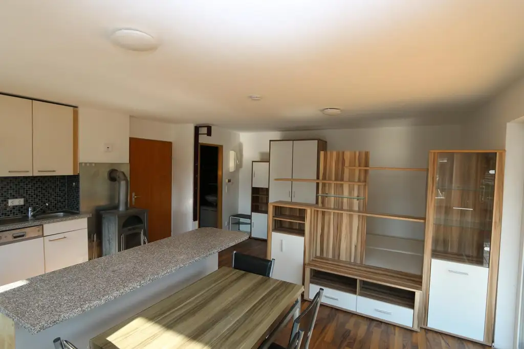 geräumige Garconniere mit Terrasse, Schülerwohnung, Studentenwohnung