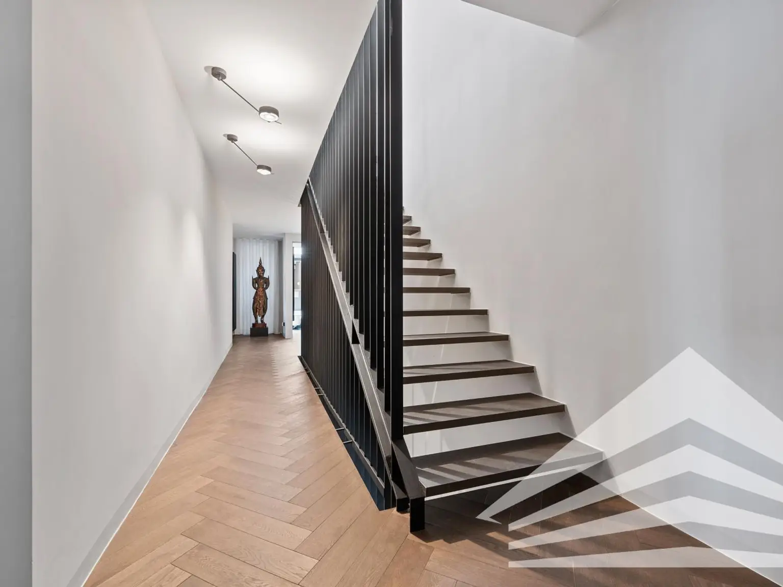 Herrenstraße Acht: Design-Penthouse in allerbester Innenstadtlage!