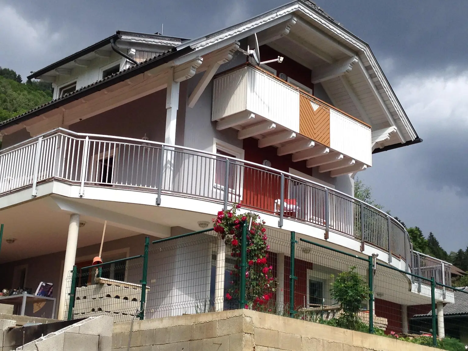 Wohnhaus mit Panoramablick & Entwicklungspotenzial nahe Spittal an der Drau – sonnige Ruhelage