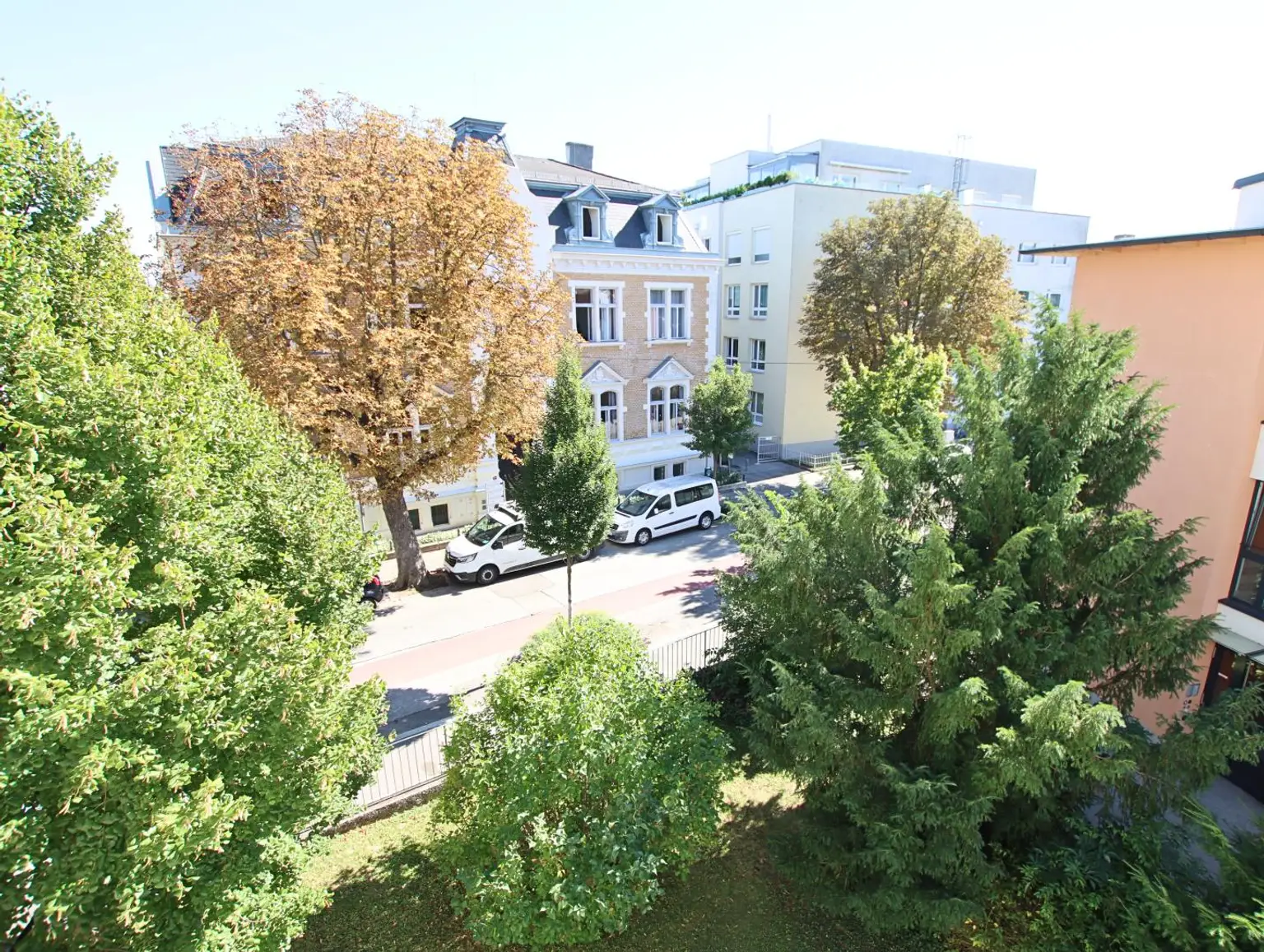 NEUER PREIS! 3 Zimmer Wohnung im Stadtzentrum mit Potential zu kaufen!