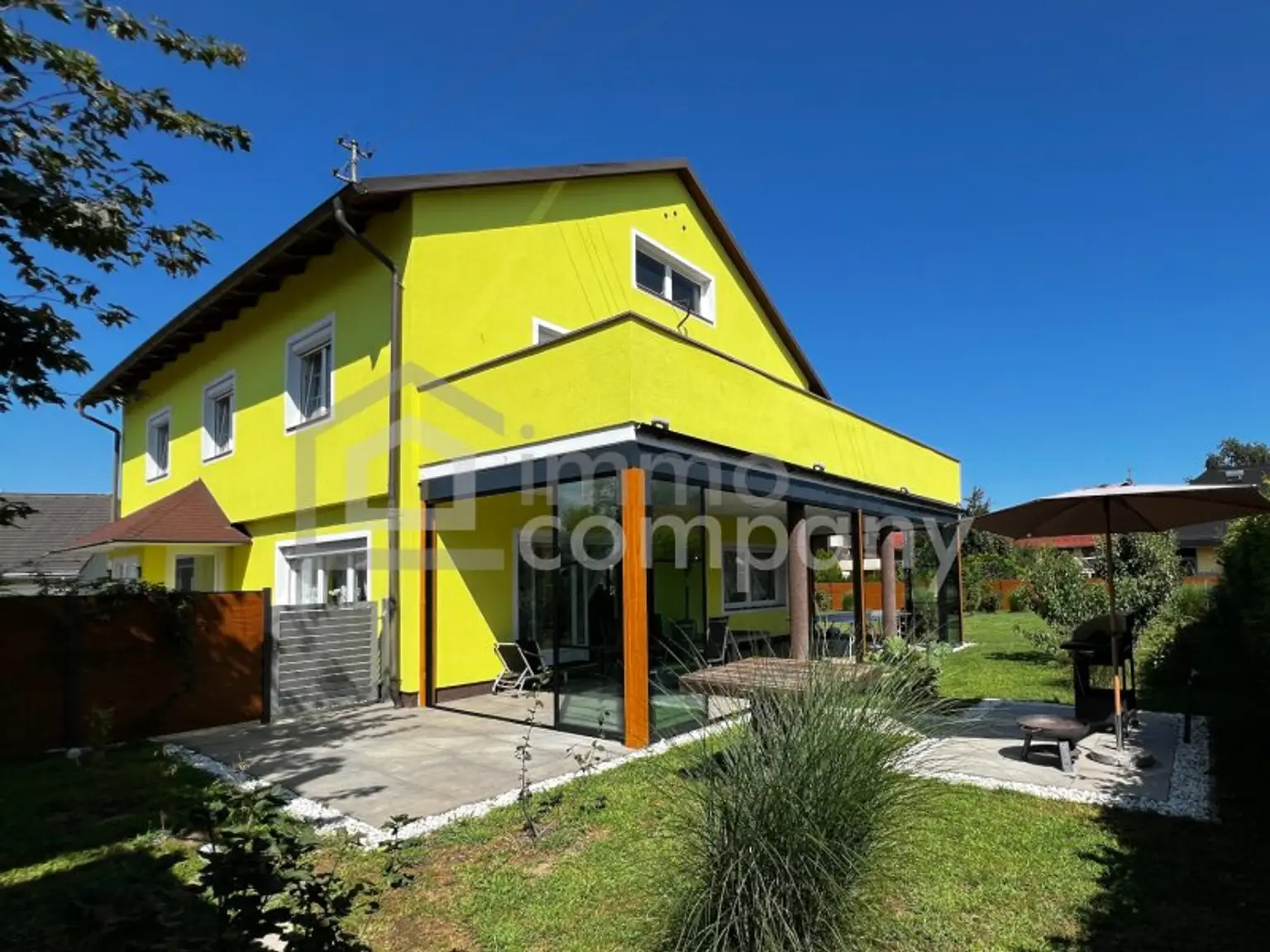 Traumhaftes Ein- bis Zweifamilienhaus in Poggersdorf mit großem Garten - Modernisiert & Geräumig (ca. 244m²)