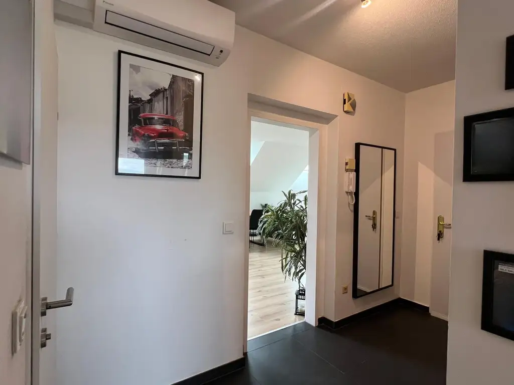 "Große Eigentumswohnung mit 2 Balkonen"