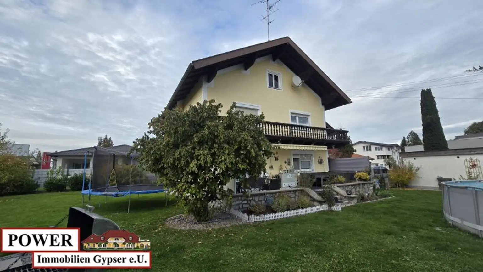 Großzügiges Wohnhaus in Zentrumsnähe !!