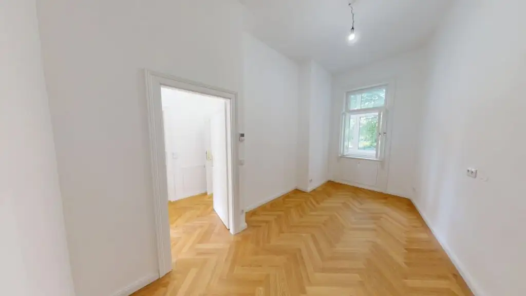 Traumhafte 3-Zi.-Altbauwohnung im 14.Bezirk! Ab sofort!