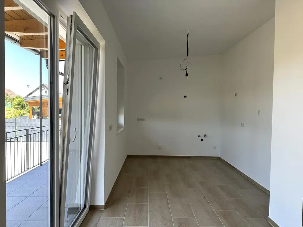 Exklusiv wohnen mit Weitblick –  4-Zimmer-Neubauwohnung mit Balkon