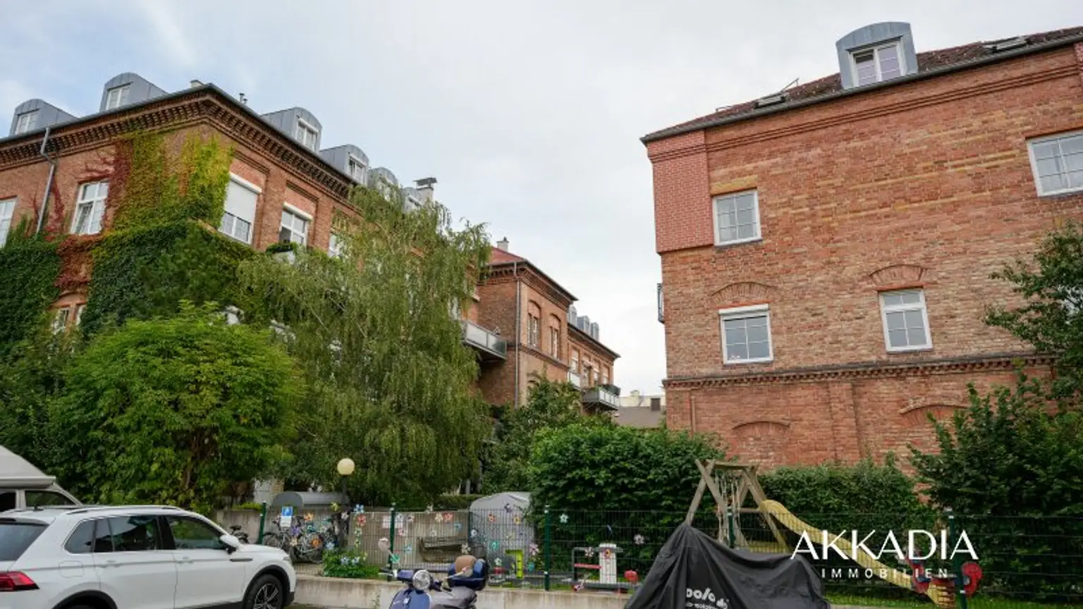 Maisonette-Wohnung mit Terrasse & Garten in zentraler Lage von Korneuburg – Wohnen im generalsanierten Backsteinbau
