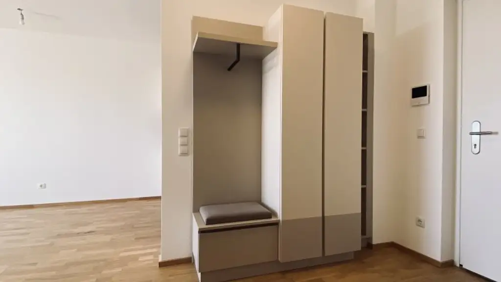 Neubau Erstbezug Moderne Zwei Zimmer Wohnung mit fabelhafter Aussicht