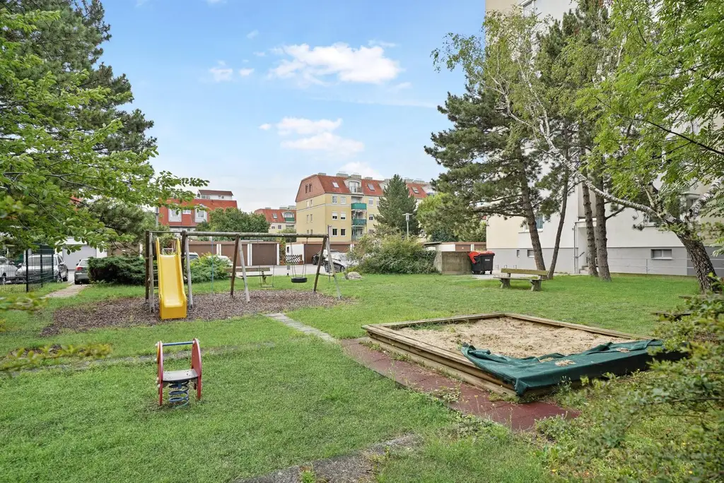 "Familien-Wohlfühloase: Grünblick, Kinderspielplatz in Anlage, Gedämmt (HWB:B)"