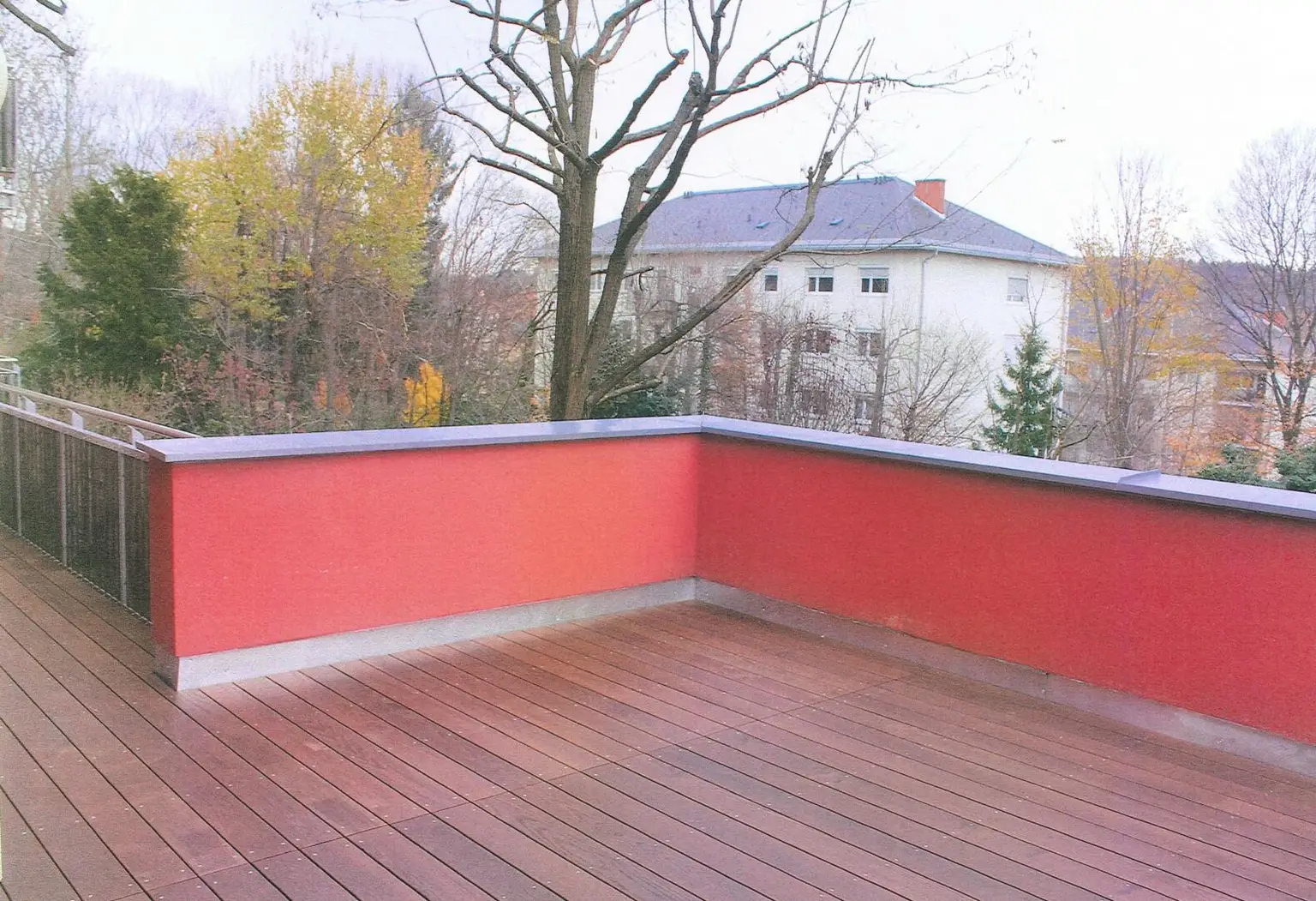 ab 1.1.2026 - Top Lage Mariagrün: 4 Zimmer, Küche, große Terrasse, ruhe Lage, ein Tiefgaragenplatz kann optional angemietet werden.