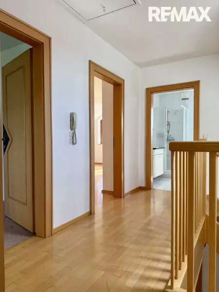 Seenahe Lage mit Badeplatz – Einfamilienhaus am Schloßsee (2. Reihe) inkl. Seezugang, ca. 125 m² Wfl.