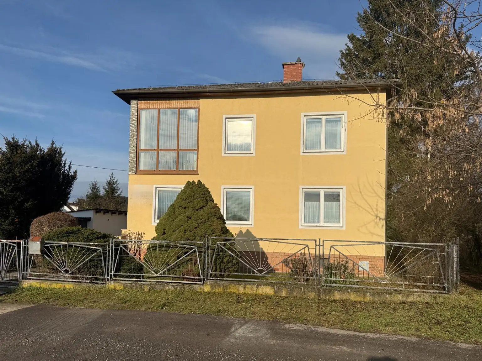 Ansicht von der Strasse