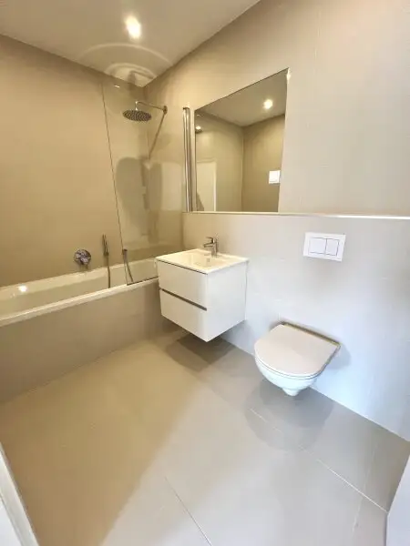 Schöne Dachgeschoss-Maisonette mit 83m², 3 Zimmern & Terrasse in 1180 zu kaufen!!