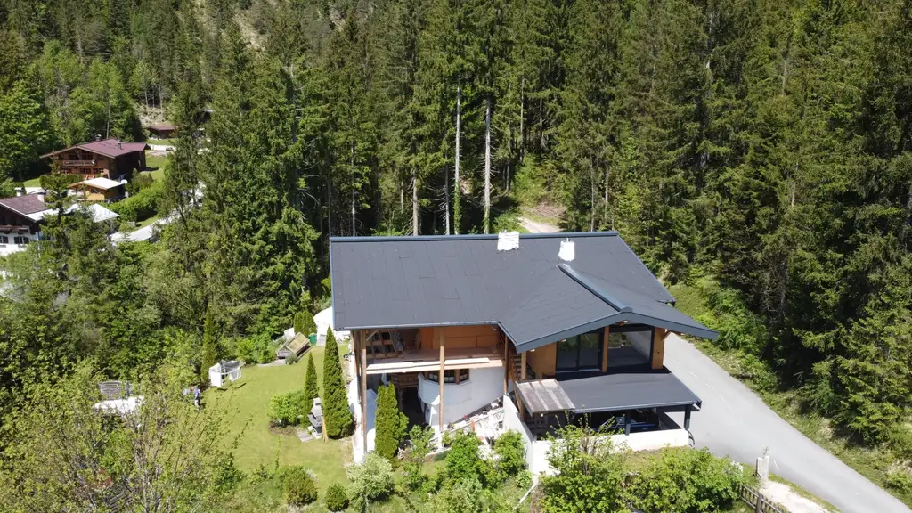 Schnäppchen- 4450Euro pro qm!!! Notverkauf eines Tirolerhauses an einem Kraftplatz mit Gebirgsblick am Waldrand!