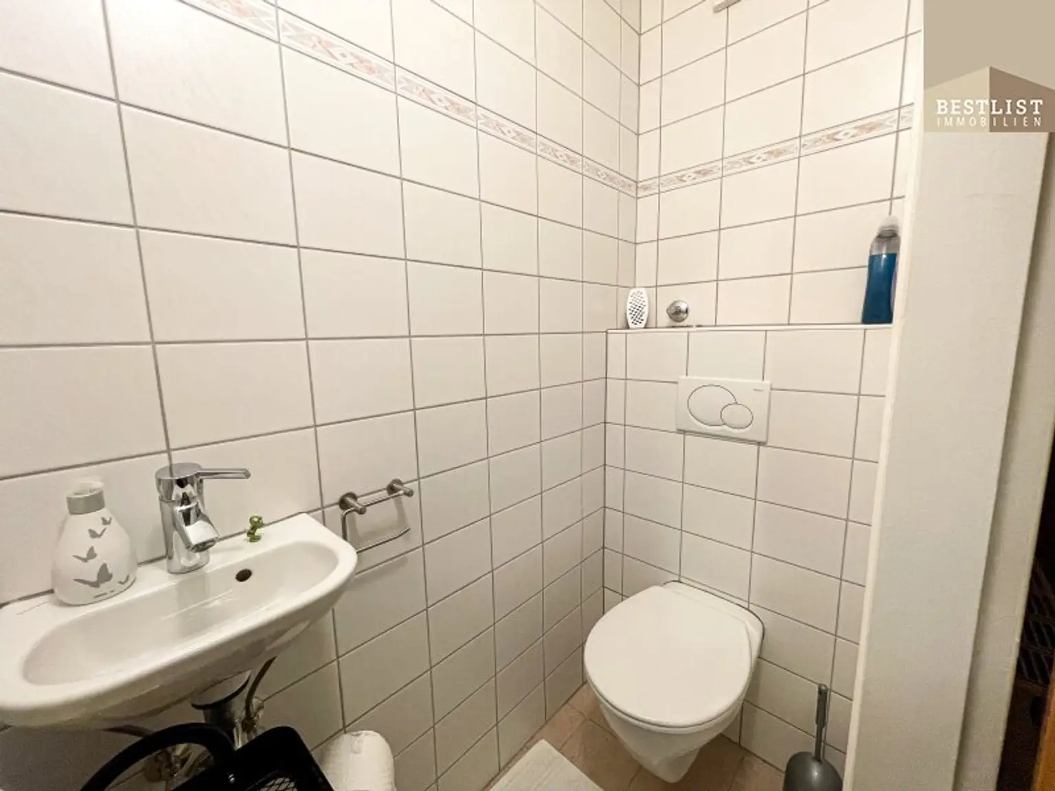 2-Zimmer Wohnung inkl. Loggia & Parkplatz!