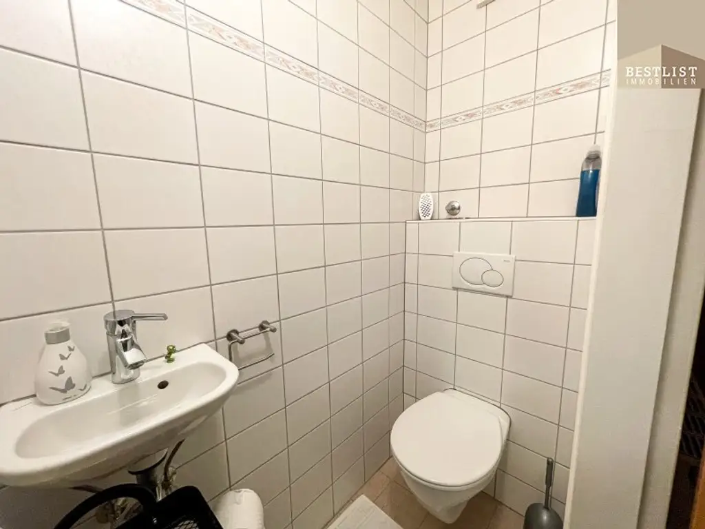 2-Zimmer Wohnung inkl. Loggia & Parkplatz!