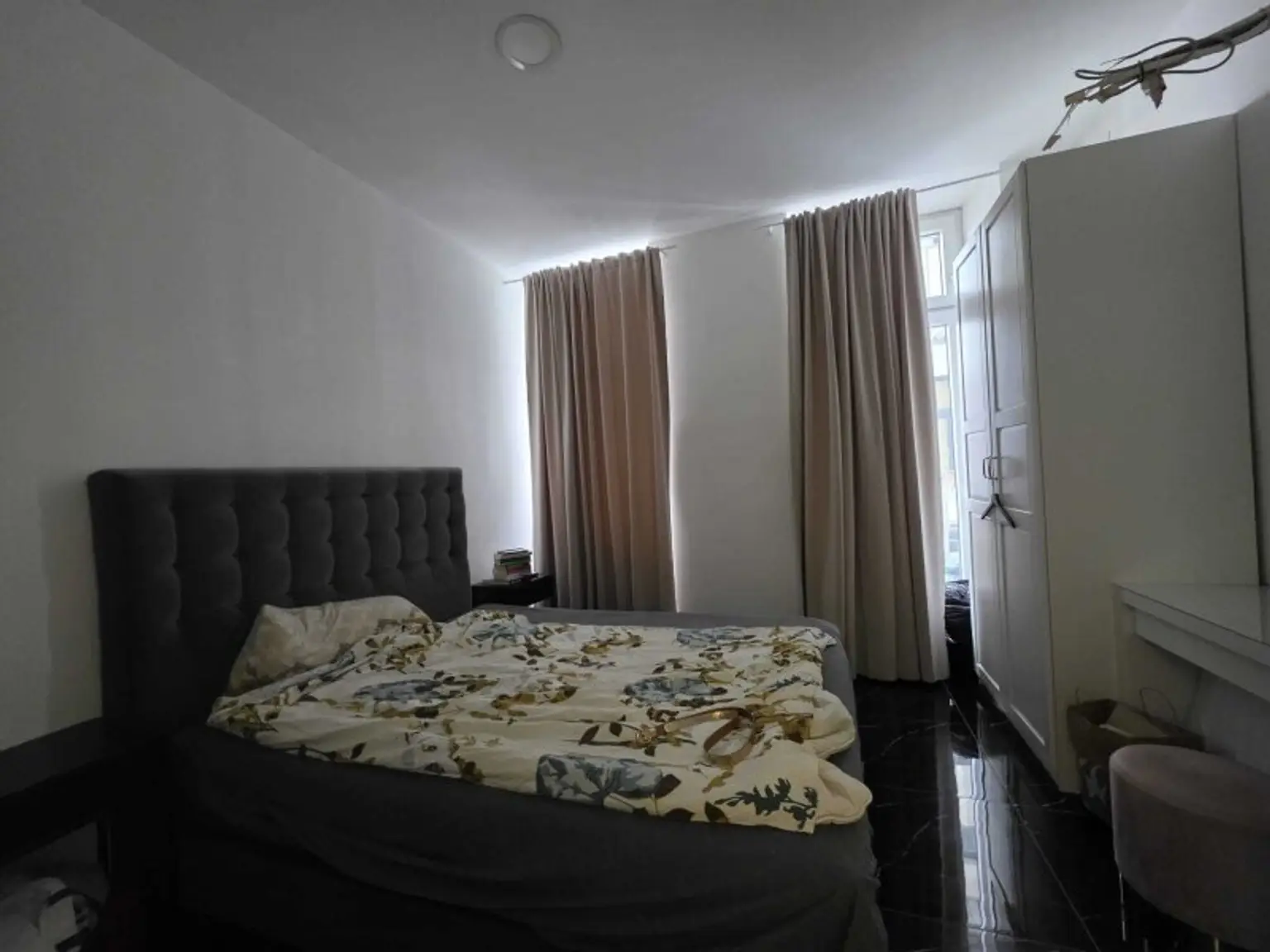 Moderne 3-Zimmer Wohnung, mit Balkon, hofseitig