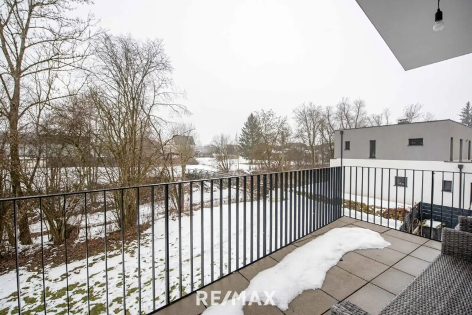 Terrasse mit Blick ins Grüne