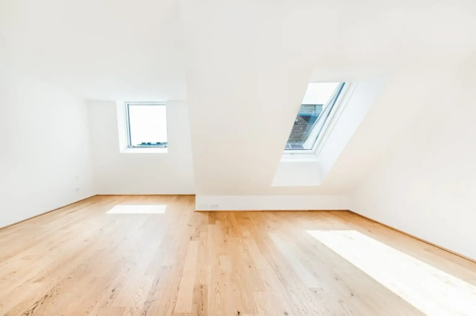 Master Suite mit Schrankraum und Bad en suite