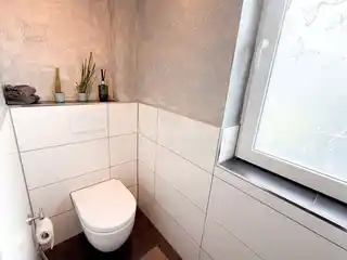Gäste-WC EG