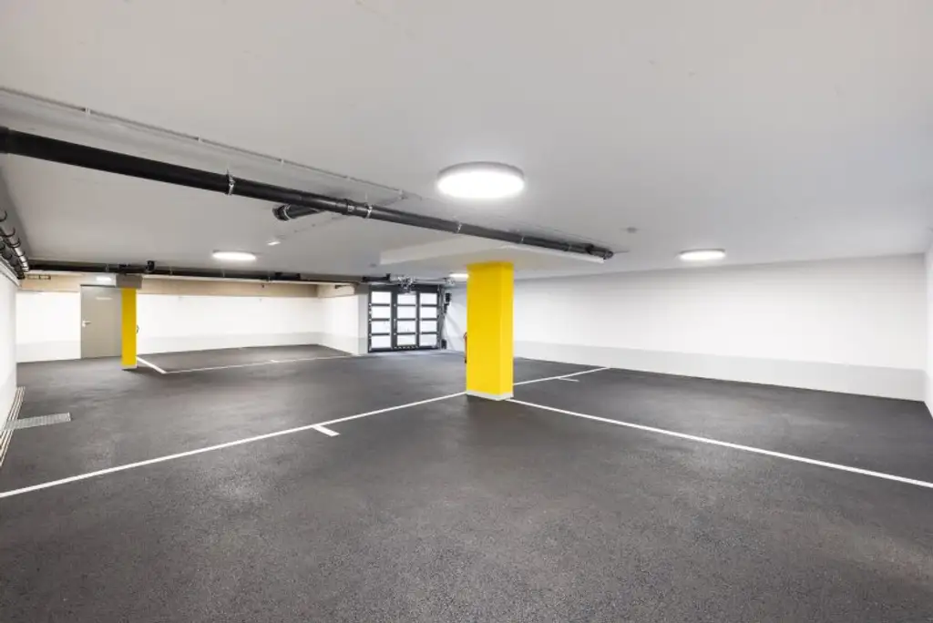 EXKLUSIVE GARTENWOHNUNG IN HIETZING MIT SALZWASSER-POOL UND SAUNA