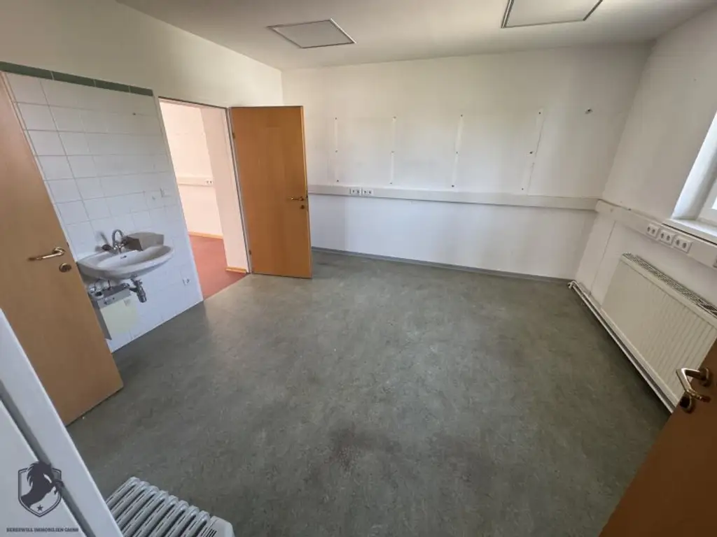 Barrierefreie Praxisfläche im 2. OG nahe Zentrum Tulln