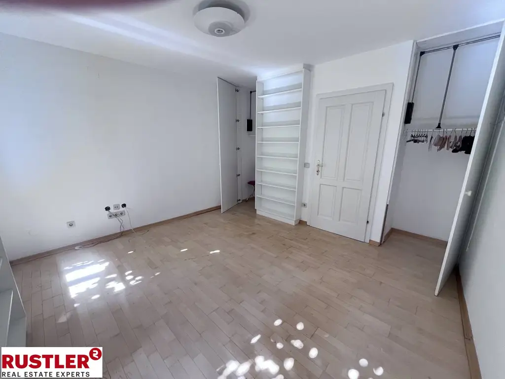 Einzigartiges Stadthaus im Herzen Mariahilfs | Dachterrasse | Garagenstellplatz vor der Haustüre