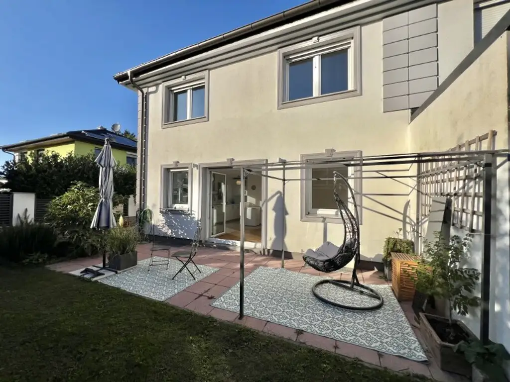 Moderne Doppelhaushälfte Nähe Wien mit 5 Schlafzimmern