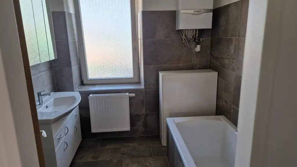 Charmante 3-Zimmer-Altbauwohnung mit Balkon und Gemeinschaftsgarten in Luftenberg an der Donau