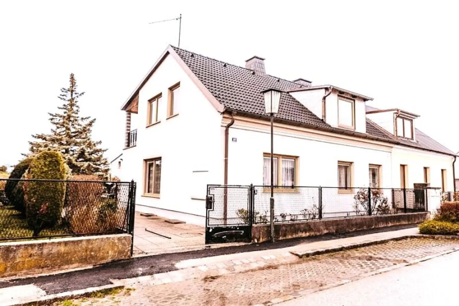 Lassen sie sich von diesem  zentrumsnahen Juwel inspirieren, hier ist der Urlaub zu Hause…